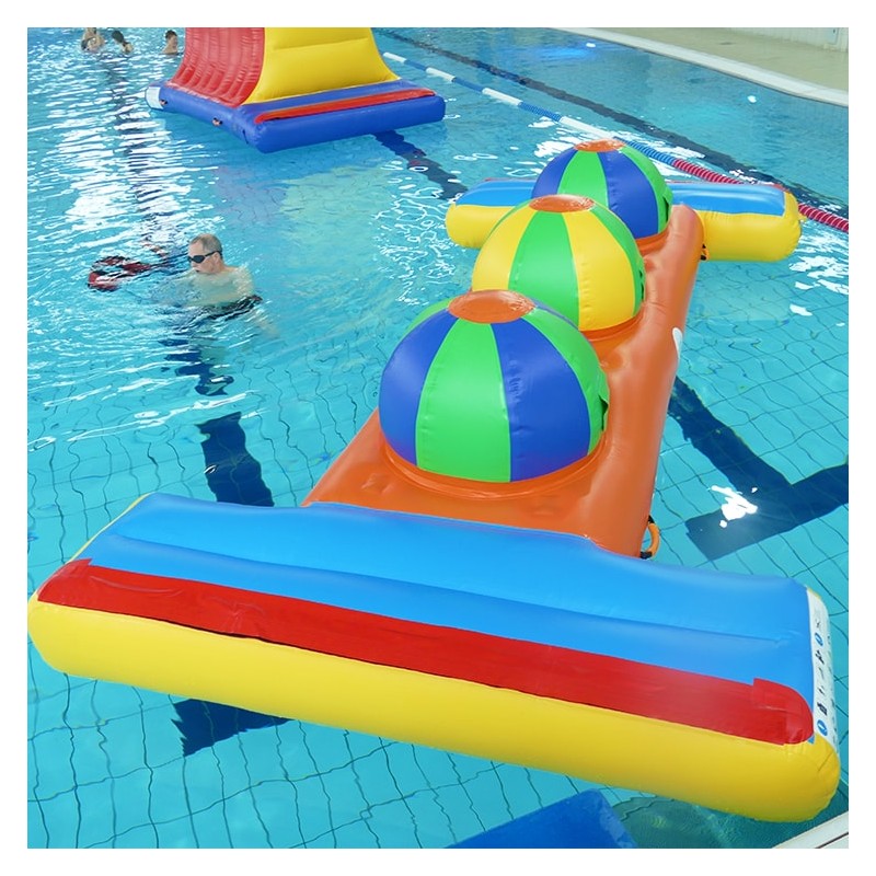 Jeu Gonflable Aquatique pour piscine : Pont Wipeout