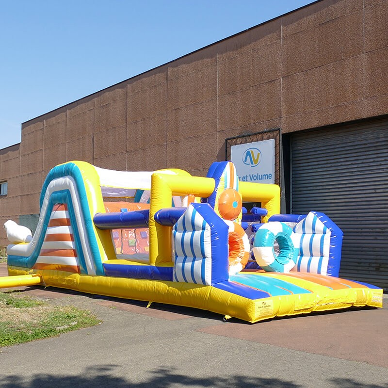 Parcours Gonflable Plage