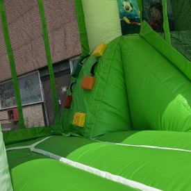 Jeu gonflable Foot pour enfant