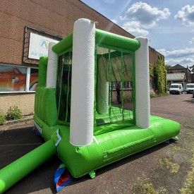 Jeu gonflable Foot pour enfant