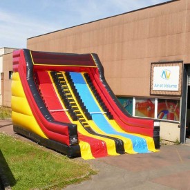 Jeu Gonflable Sportif : Le Mur des Champions