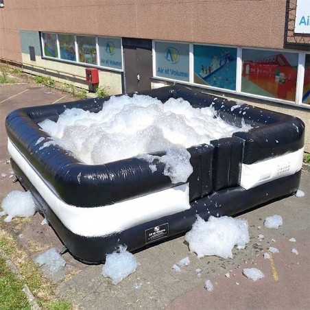 Piscine Gonflable - Soirée Mousse