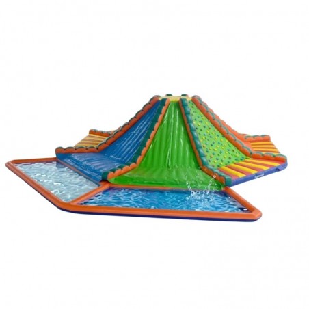 Toboggan géant avec bassin aquatique