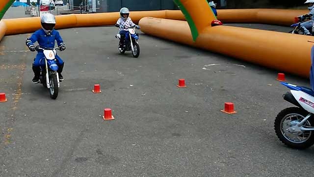 Mini Moto Circuit Gonflable