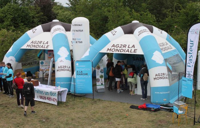 Stand Igloo et Dôme Gonflable CAIRN - Formes arrondies
