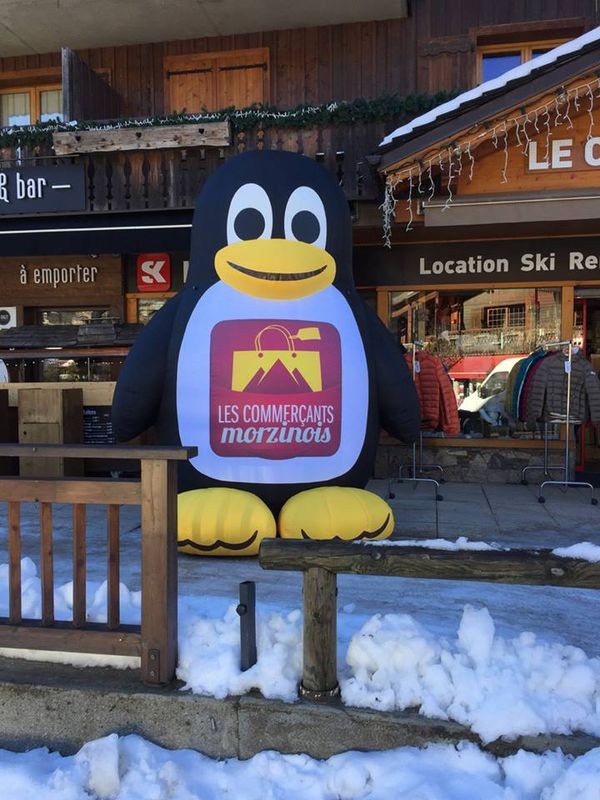 PLV Gonflable - Mascotte Pingouin